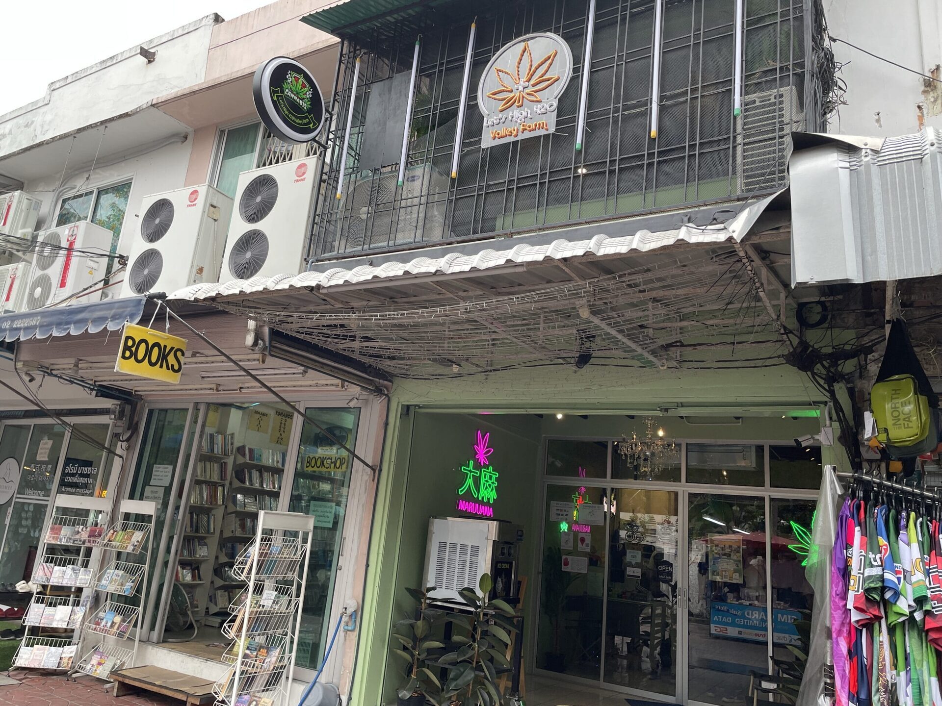 曼谷let's High 420 Valley Farm大麻店外觀
