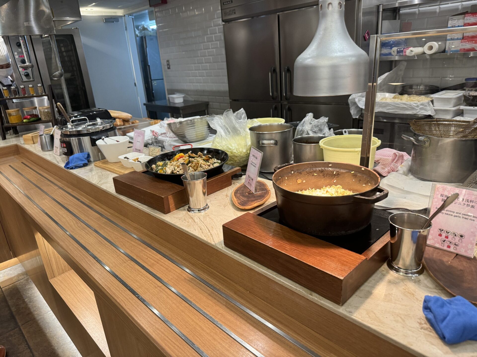 登別萬世閣晚餐餐廳全景