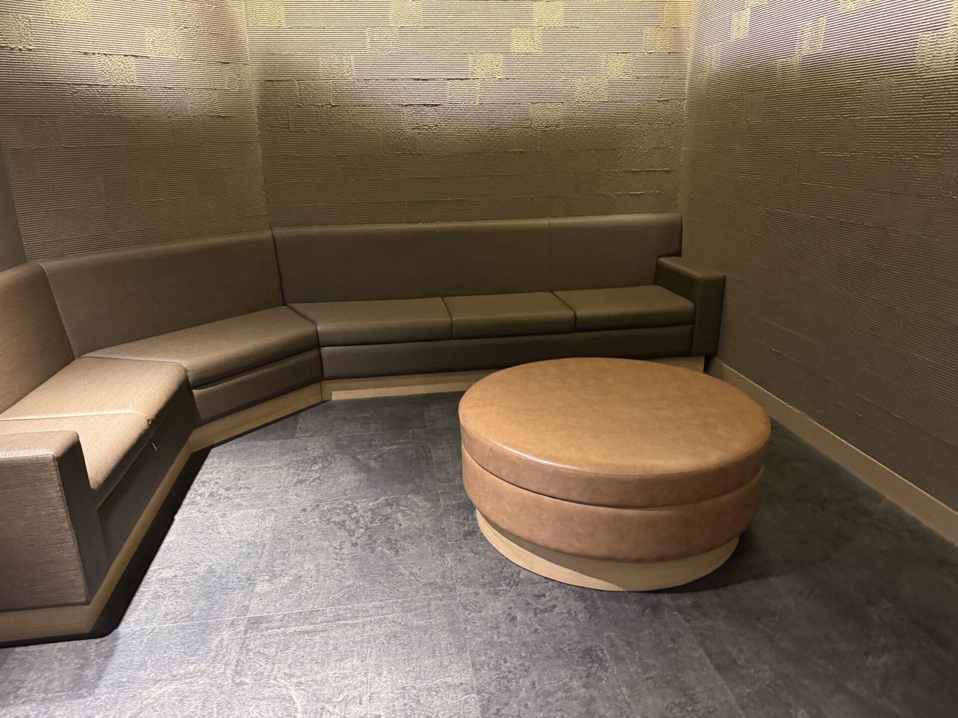 登別萬世閣溫泉前休息區